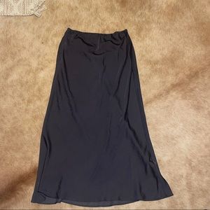 VINCE CAMUTO “Silk” Bias Cut Midi Skirt in a size XS